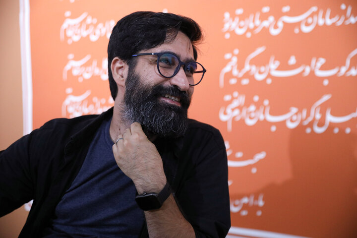 سروده‌های رهبر شهید