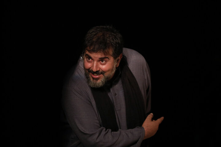 نمایش سر خون