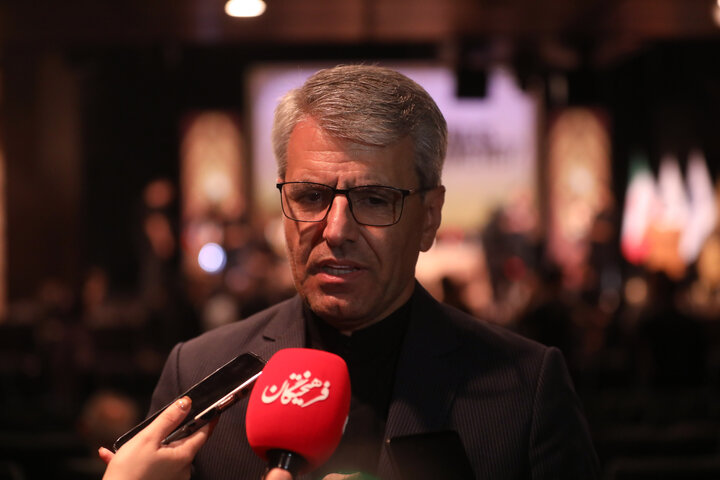 رسانه‌های خارجی باید واقعیت ایران را بدون واسطه ببینند