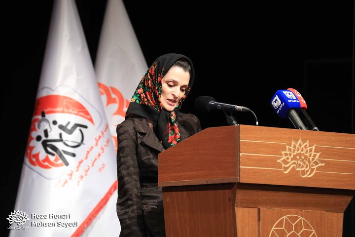 آیین رونمایی