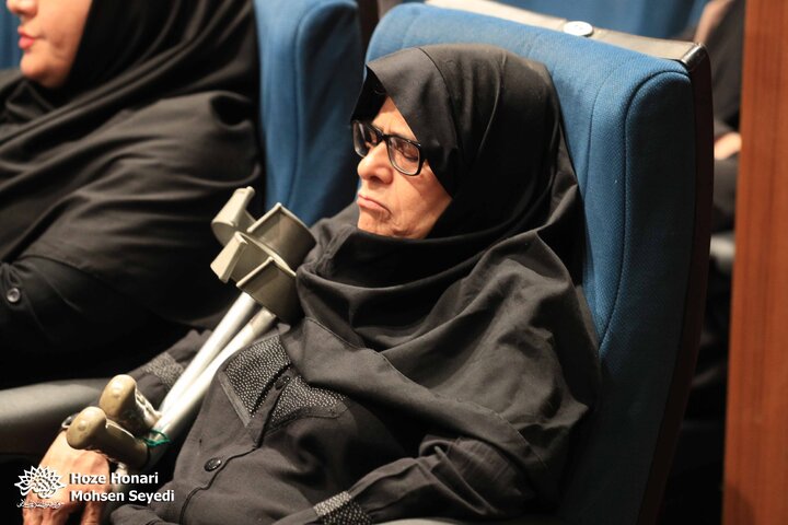 آیین رونمایی