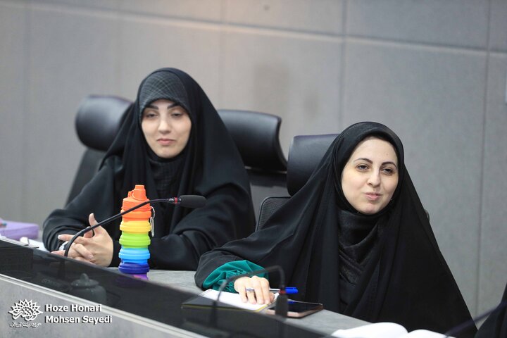 کلاس ایوب آقاخانی