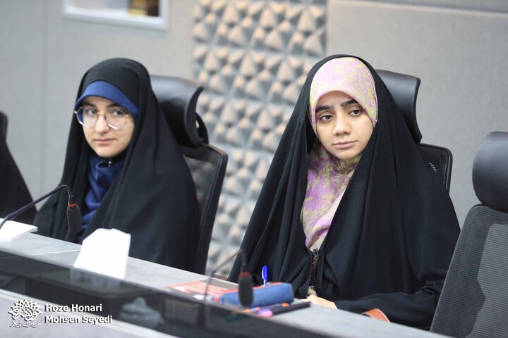 کلاس ایوب آقاخانی