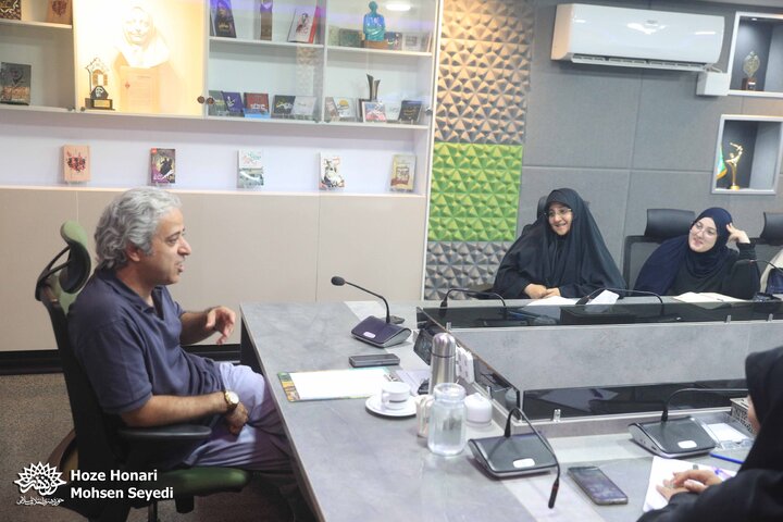 کلاس ایوب آقاخانی
