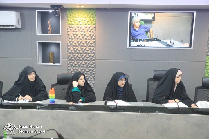 کلاس ایوب آقاخانی