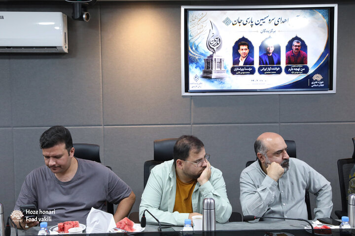 ششمین نشان «سرو سیمین پارسی‌جان» اهدا شد