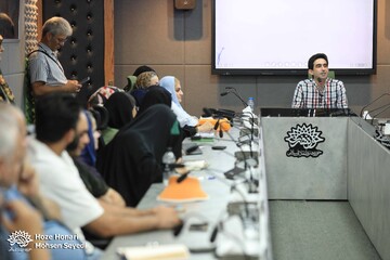نخستین گردهمی تخصصی «طنزچین» با موضوع کوتاه‌نویسی برگزار شد