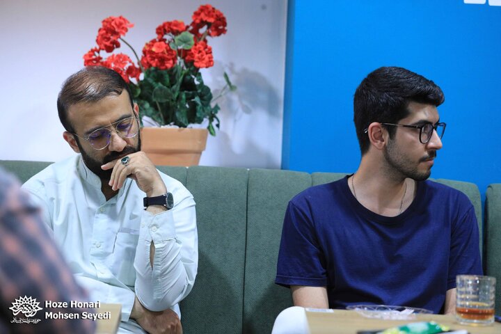 شصت‌وپنجمین نشست «طنزخوانه»