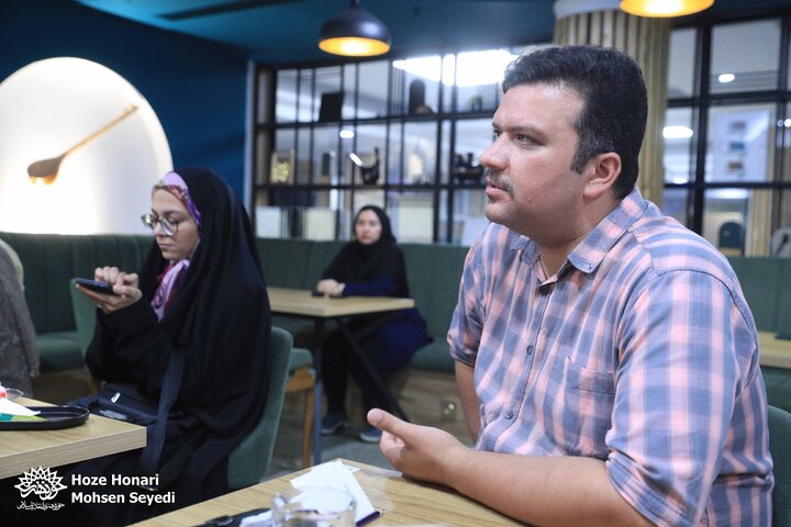 شصت‌وپنجمین نشست «طنزخوانه»