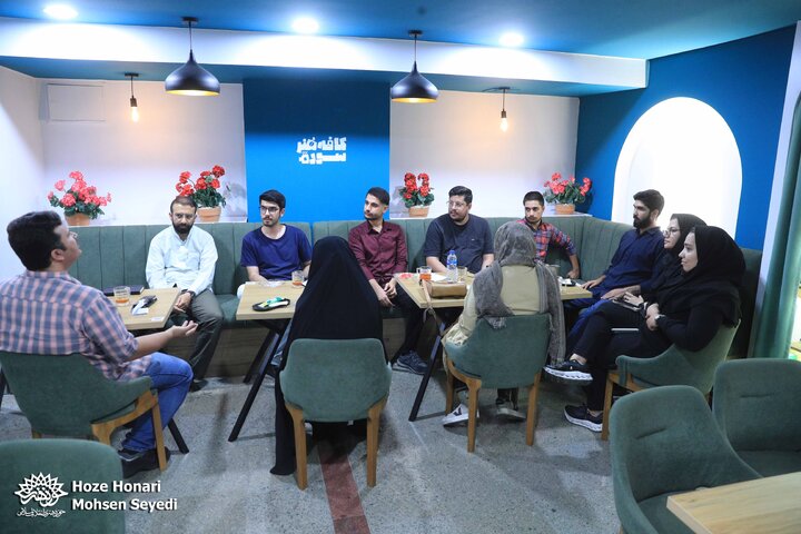 شصت‌وپنجمین نشست «طنزخوانه»