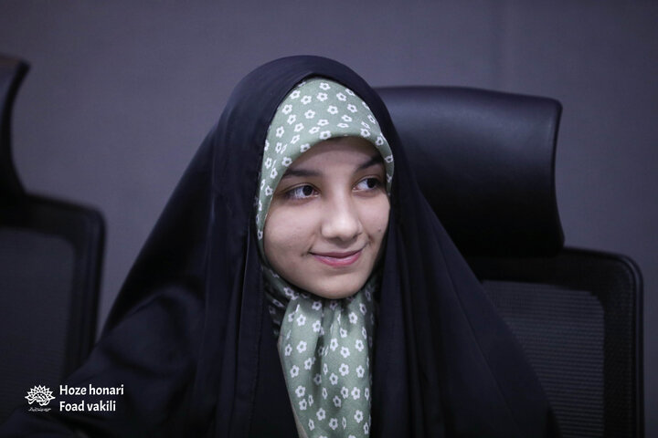 جلسه سوم طنزچین برگزار شد