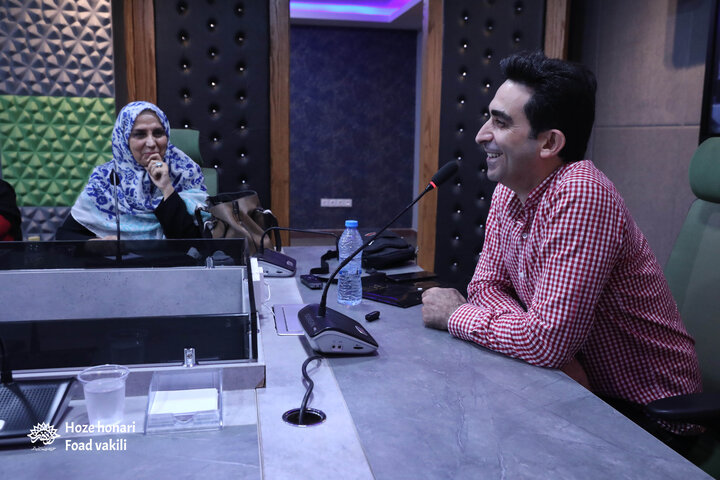 جلسه سوم طنزچین برگزار شد