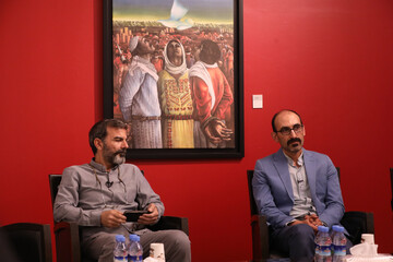 📸 نقد و تحلیل آثار «سلیمان منصور» در شصتمین محفل «دیدار»