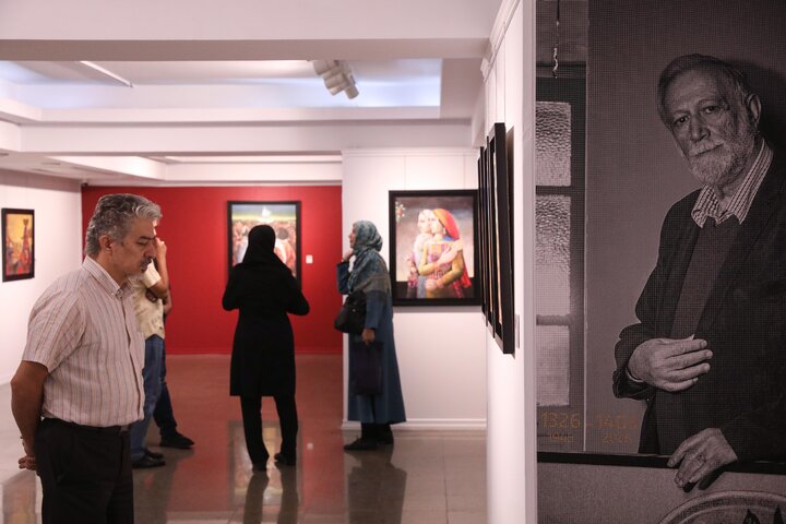 افتتاح نمایشگاه «نقاش سرزمین زخمی»