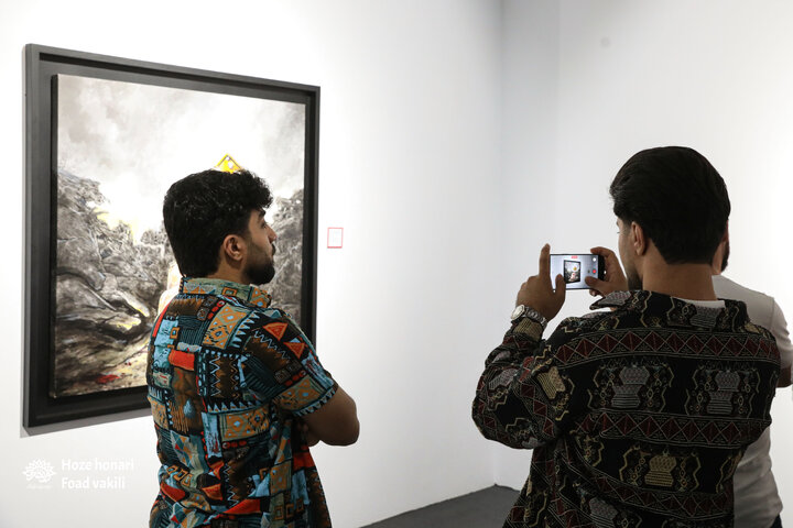 سناتوری از ژاپن و تعدادی از سینماگران اقلیم کردستان عراق از نمایشگاه «مدرسه میناب» دیدن کردند.