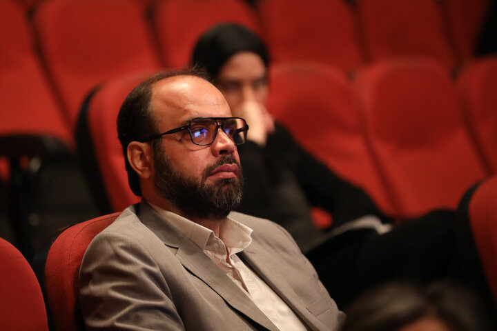 نخستین مجموعه علمی گرایش ادبیات پایداری در حوزه هنری رونمایی شد
