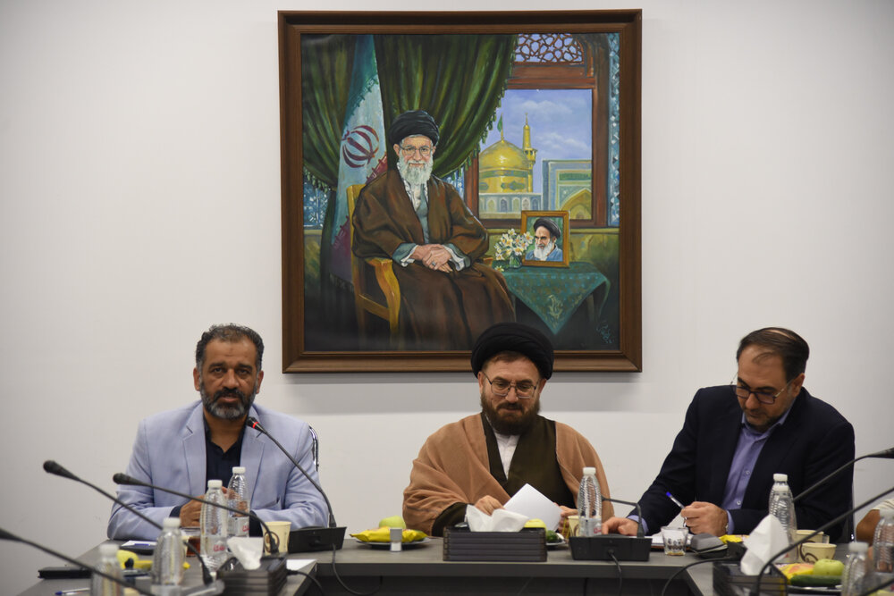 عهد برادری هنرمندان ایرانی و افغانستانی در حوزه هنری خراسان رضوی