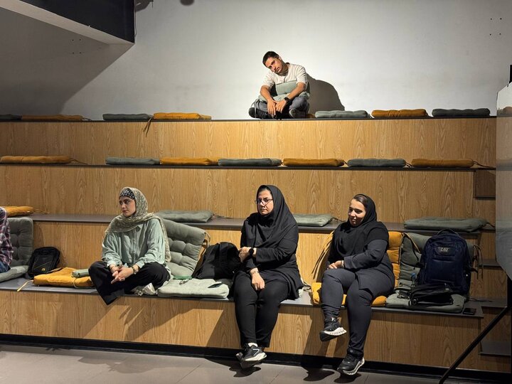 هفتادمین گردهمی «طنزخوانه»