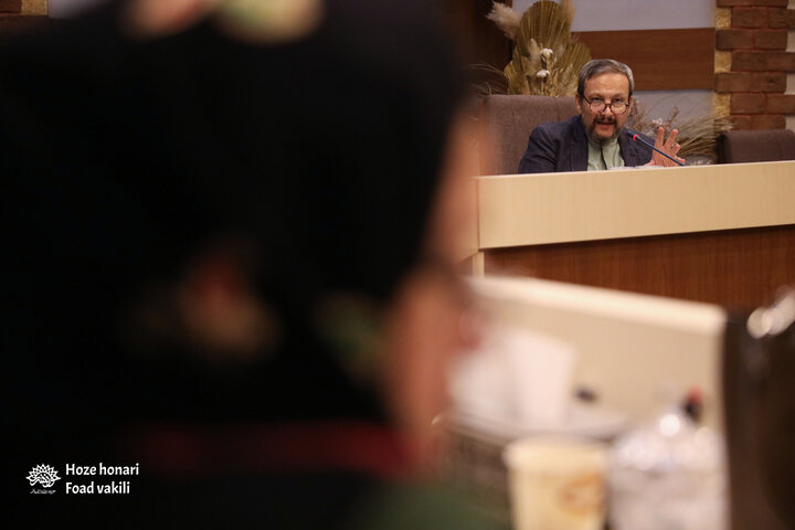 سی و چهارمین نشست «شکرفروشان»