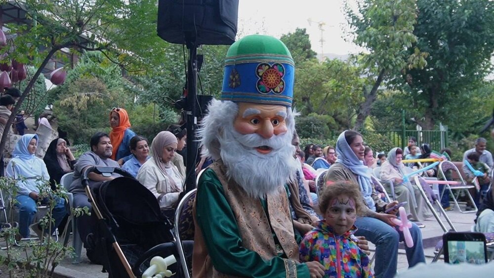 اجرای ۵۴ ویژه‌برنامه میدانی باغ عروسک‌ها در مناطق ۲۲گانه پایتخت به مناسبت هفته ملی کودک