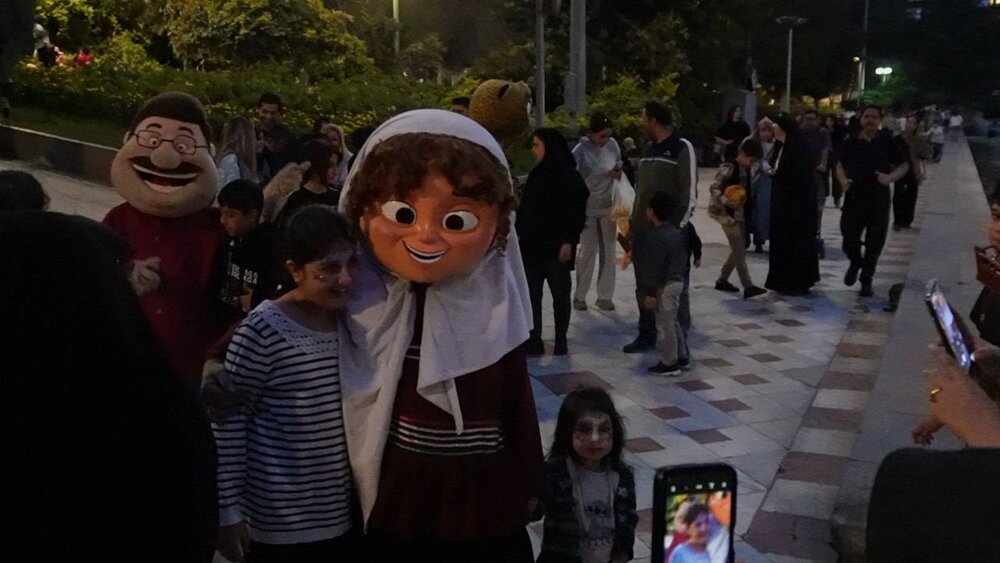 اجرای ۵۴ ویژه‌برنامه میدانی باغ عروسک‌ها در مناطق ۲۲گانه پایتخت به مناسبت هفته ملی کودک