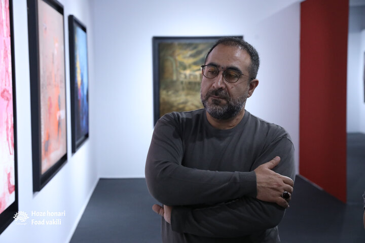 بازدید نماینده شهر تبریز از نمایشگاه «مدرسه میناب»
