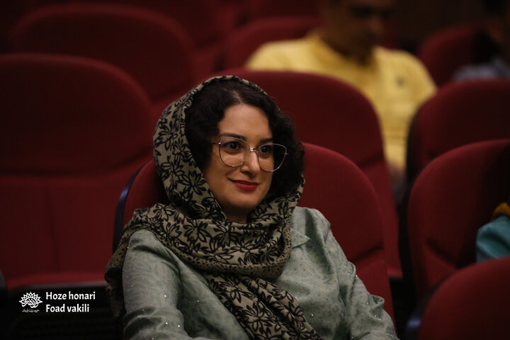 هفت و یکمین جلسه «طنزآمیز» برگزار شد