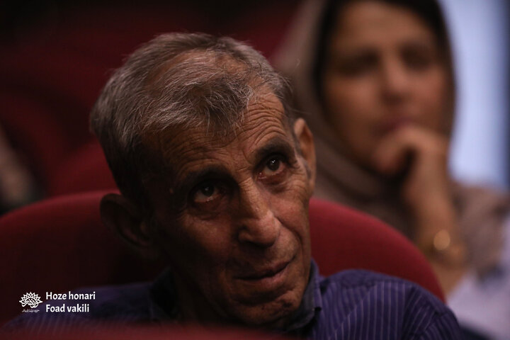 هفت و یکمین جلسه «طنزآمیز» برگزار شد