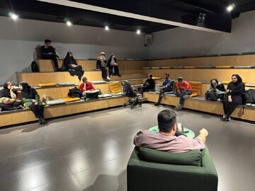 جابه‌جایی زمانی، بستر خلق موقعیت کمیک