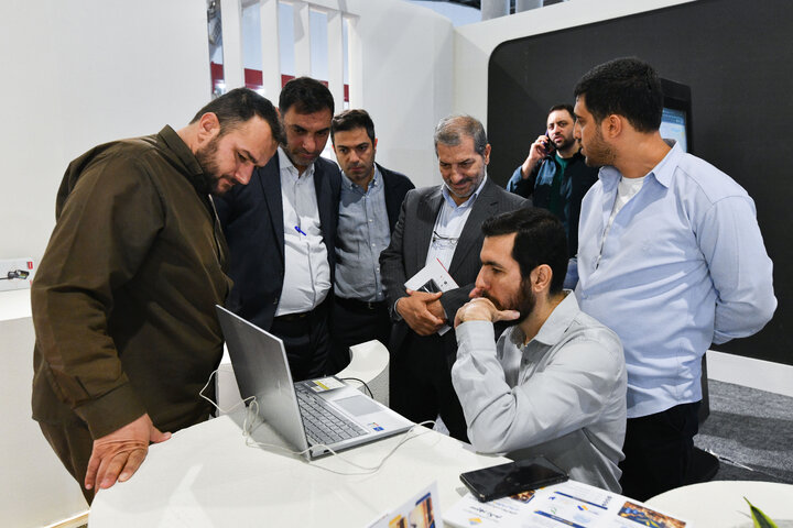 پاویون حوزه هنری در «مانوین»