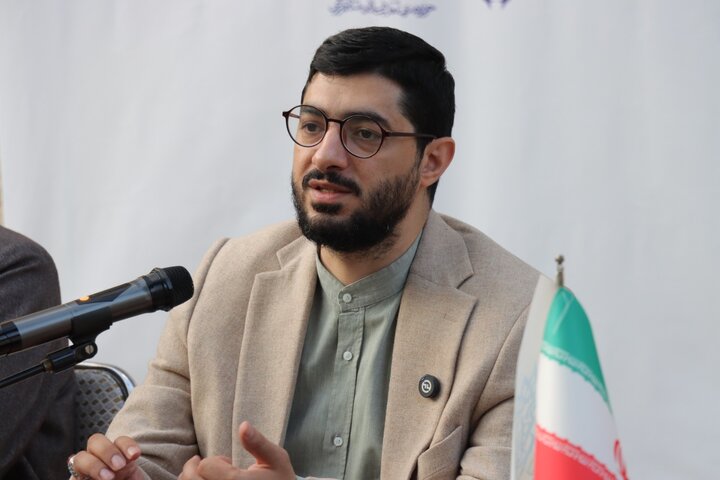 روایت پیشرفت صنعتی استان مرکزی در آثار هنری تقویت شود