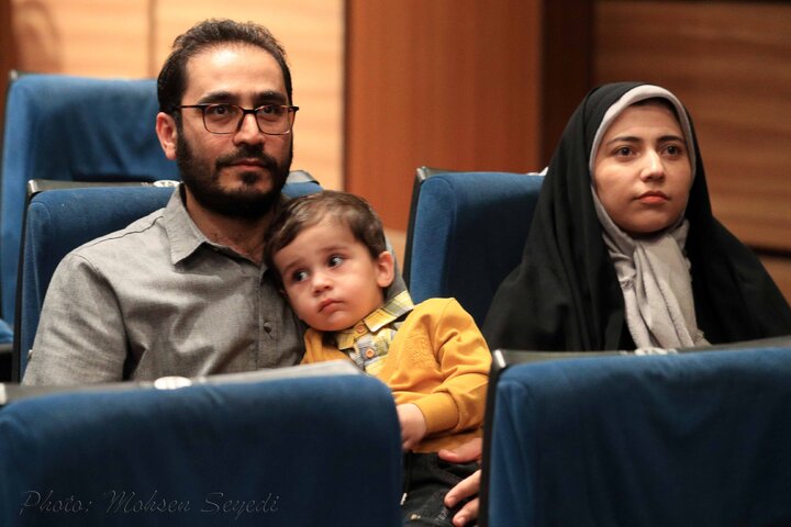 در حلقه رندان