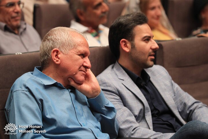 در حلقه رندان