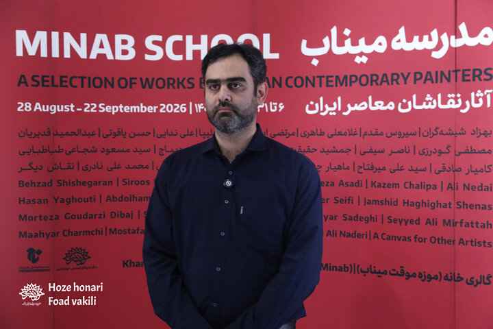 حجت‌الاسلام مرتضی آقا تهرانی و امیرحسین ثابتی در نمایشگاه «مدرسه میناب»