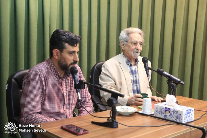 رونمایی کتاب