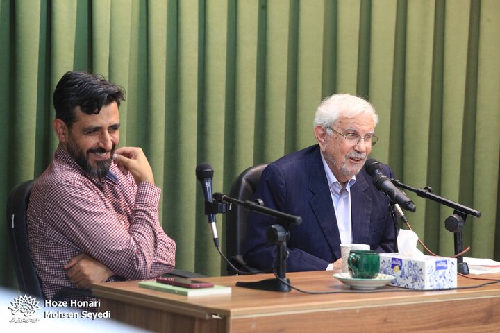 رونمایی کتاب
