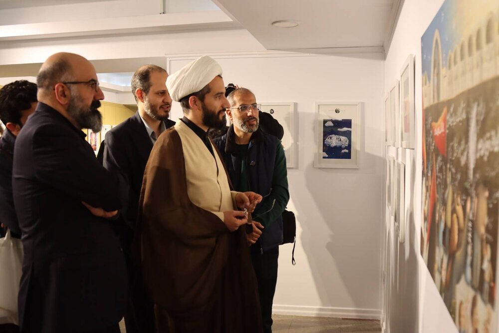 نمایشگاه تصویرسازی «با هم برای ایران» در حوزه هنری افتتاح شد