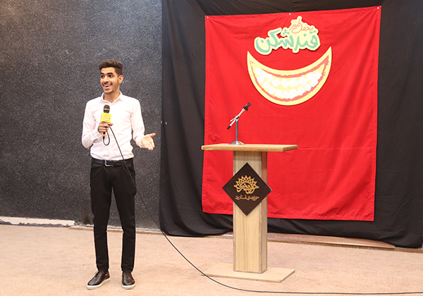 شهر یزد در محفل طنز «قندشکن» معرفی شد