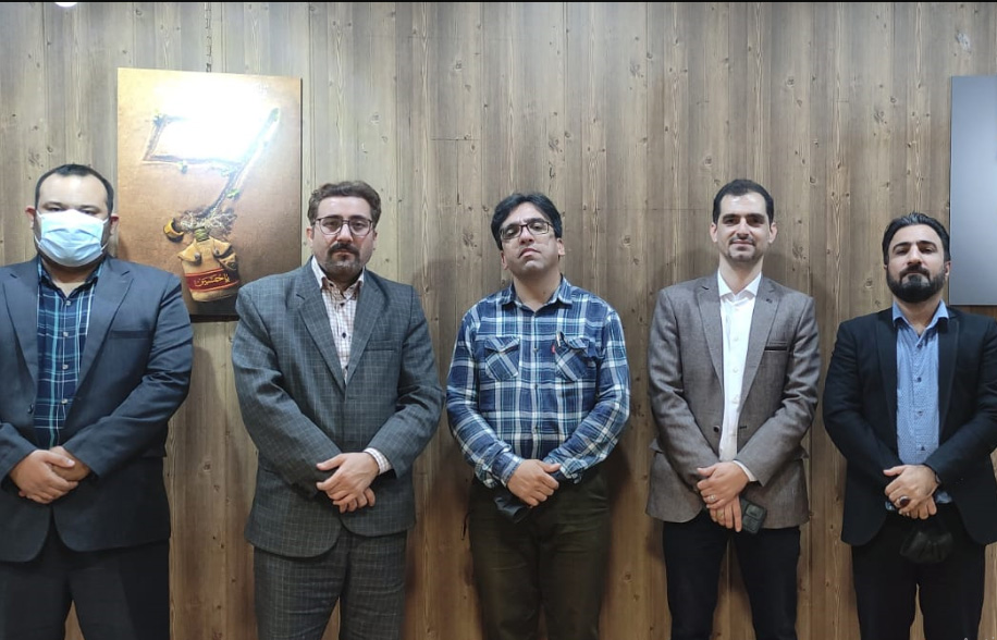 برپایی نمایشگاه آثار گرافیکی سوم خرداد در اهواز