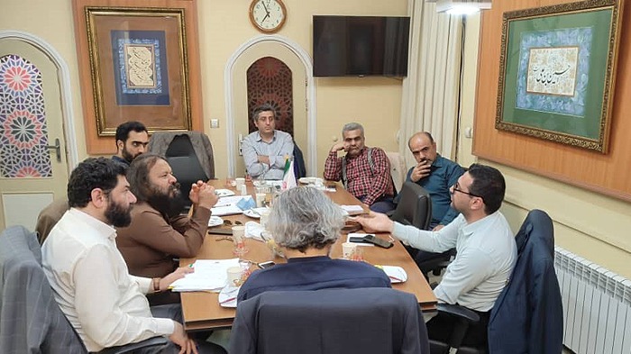 نشست هم‌اندیشی چالش‌های «جریان تئاتر مردمی بچه‌های مسجد» مازندران برگزار شد