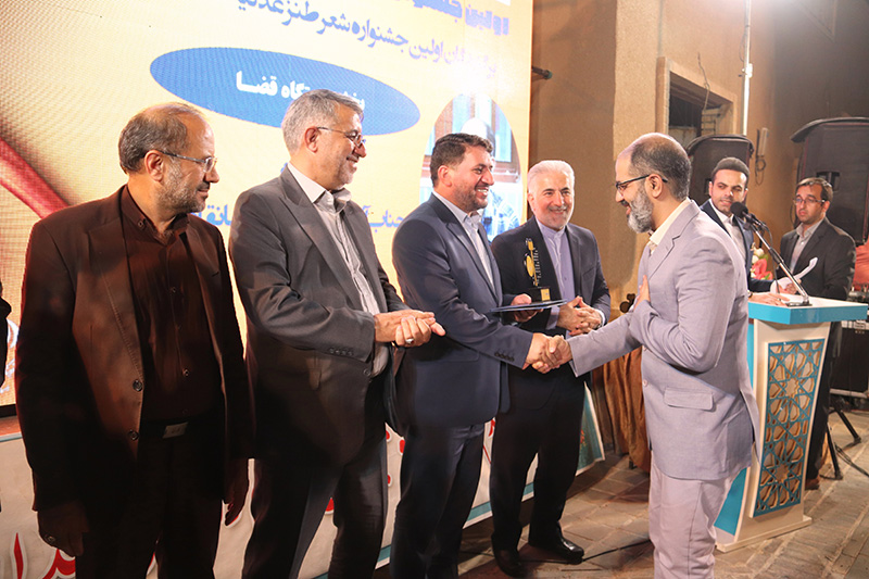 برگزیدگان جشنواره طنز «دادخند» در یزد معرفی شدند
