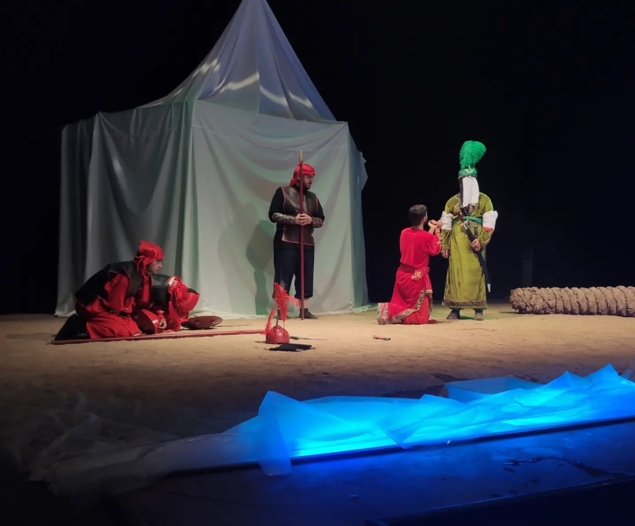 اجرای نمایش «فرات تشنه است» به مناسبت اربعین در خرم آباد