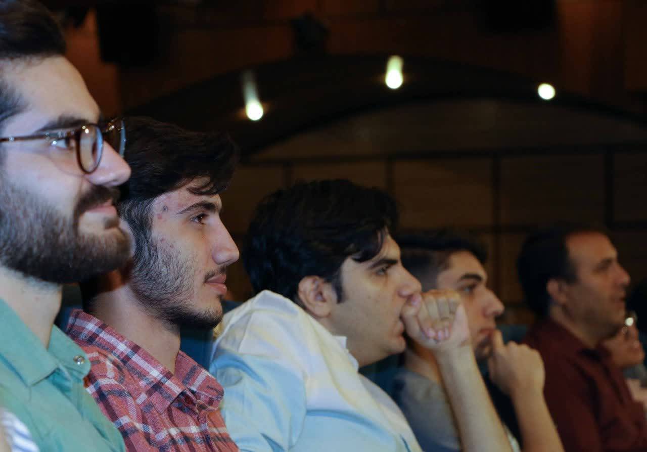 آئین «سوره سلام» با حضور دانشجویان ورودی جدید دانشگاه سوره برگزار شد