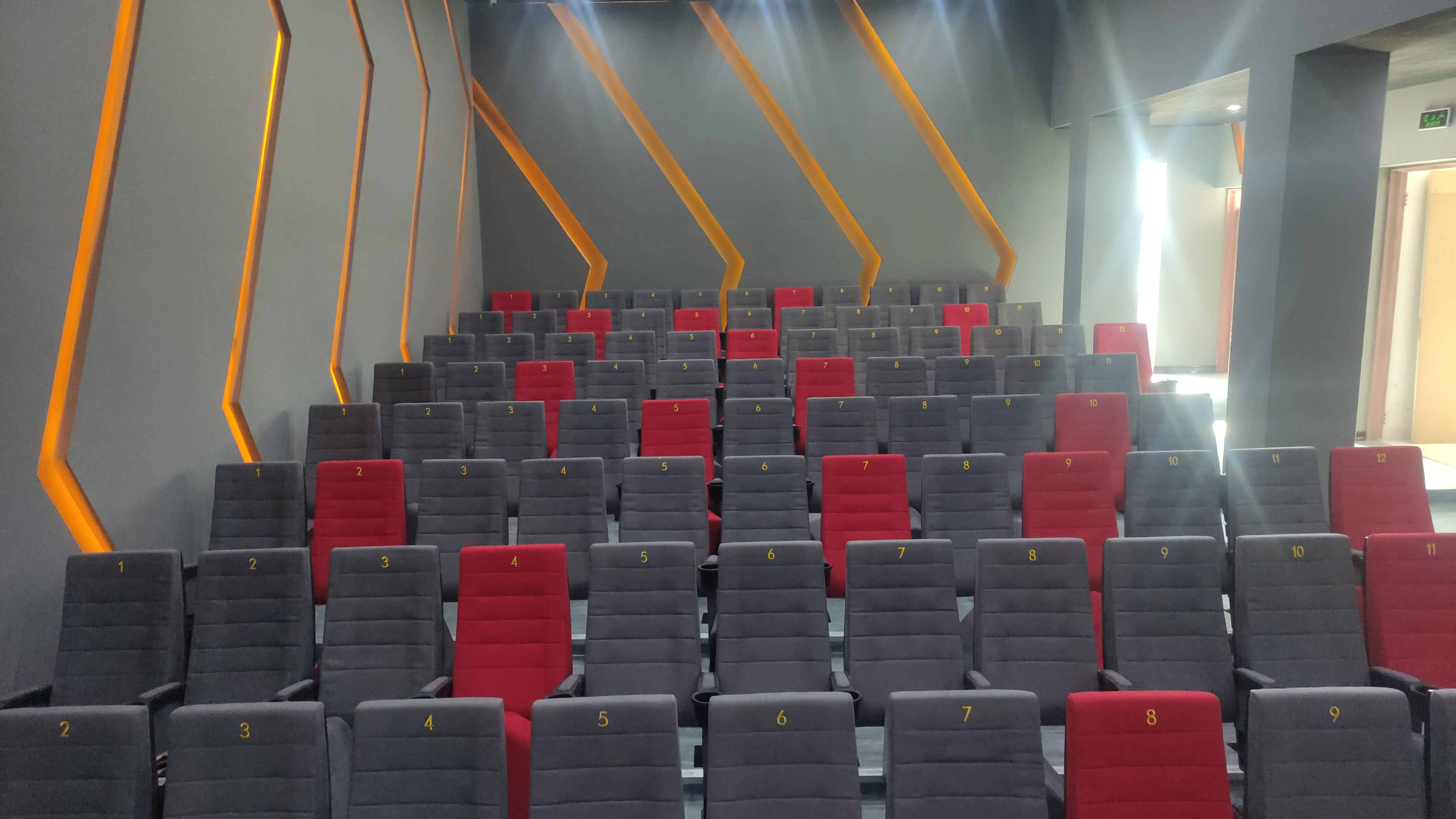 افزایش سالن های سینمایی کردستان به 16 سالن